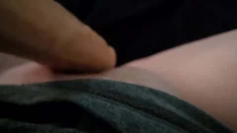 Snapshot of little_miss_red544 chatting on 8, 8, 2026 little_miss_red544 online show from 8, 8, 2026