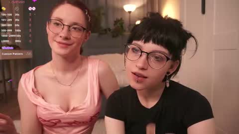 Snapshot of little_poetry chatting on 21, 6, 2026 Kiki online show from 21, 6, 2026