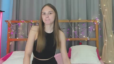 Snapshot of little_radiant_sun chatting on 5, 2, 2025 Kriss online show from 5, 2, 2025