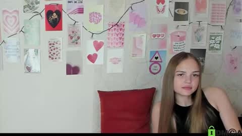 Snapshot of little_radiant_sun chatting on 2, 10, 2025 Kriss online show from 2, 10, 2025