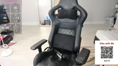 Snapshot of little_redxx chatting on 29, 10, 2025 little redxx online show from 29, 10, 2025