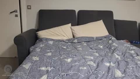 Snapshot of little_sakuraxxx chatting on 14, 12, 2024 GiuliaFrancesco online show from 14, 12, 2024