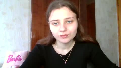 little_shygirl_ online show from 26, 1, 2025
