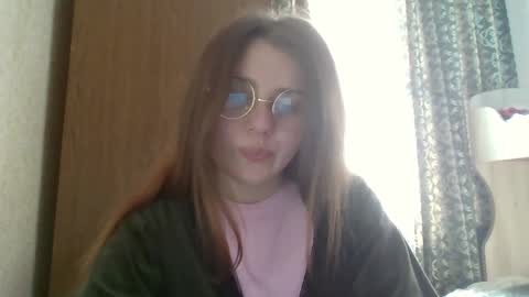 little_shygirl_ online show from 6, 3, 2025