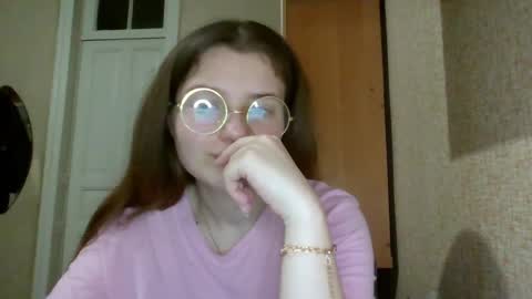 little_shygirl_ online show from 12, 3, 2025
