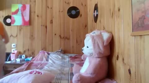 little_shygirl_ online show from 11, 9, 2025