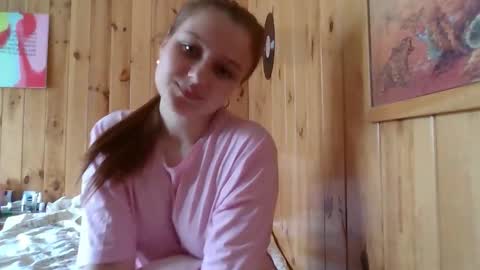little_shygirl_ online show from 17, 9, 2025