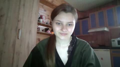 little_shygirl_ online show from 12, 10, 2025