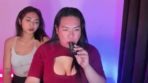 Snapshot of little_sunshine18 chatting on 14, 3, 2026 shine online show from 14, 3, 2026