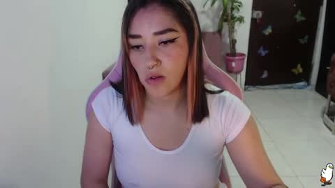 Snapshot of littleangelx_m chatting on 24, 10, 2025 Daniela online show from 24, 10, 2025