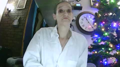Snapshot of littlebigsquirt7945 chatting on 12, 1, 2026 Sady Jayne online show from 12, 1, 2026