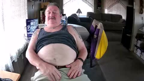 Snapshot of littled83057 chatting on 28, 10, 2025 Littled83057 online show from 28, 10, 2025