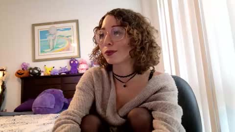 Snapshot of littledeathtrap chatting on 10, 11, 2025 littledeathtrap online show from 10, 11, 2025