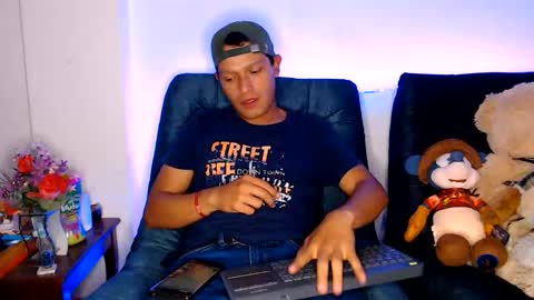 Snapshot of littledicklatin chatting on 18, 5, 2026 Manu online show from 18, 5, 2026