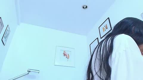 Snapshot of littlee_emilyy_ chatting on 22, 12, 2024 Emily online show from 22, 12, 2024