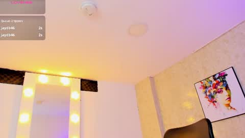 littlee_mia online show from 27, 6, 2026