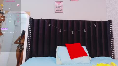 Snapshot of littleebonymommy chatting on 23, 9, 2025 Tania online show from 23, 9, 2025