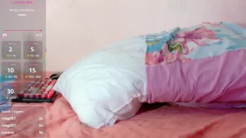 Snapshot of littleebonymommy chatting on 17, 11, 2025 Tania online show from 17, 11, 2025