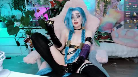 Riza Riri Puff  online show from 7, 1, 2025