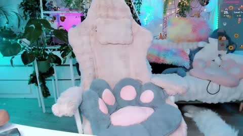 Riza Riri Puff  online show from 3, 2, 2025