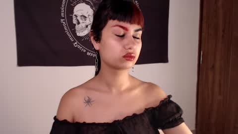 Snapshot of littleluciferrr chatting on 9, 7, 2026 Lucifer online show from 9, 7, 2026
