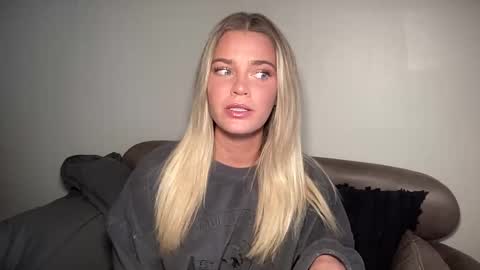 Snapshot of littlemaryjane19 chatting on 8, 1, 2025 Marciabrady online show from 8, 1, 2025