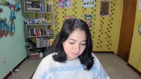 Mia  Wednesday to Sunday 730 am to 1030 am Colombian Hour D online show from 21, 2, 2025