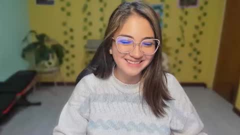 Mia  Wednesday to Sunday 730 am to 1030 am Colombian Hour D online show from 17, 4, 2026