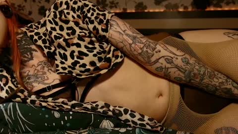 Niki  free tg channel with some photos gifs and info about streams  online show from 3, 2, 2025