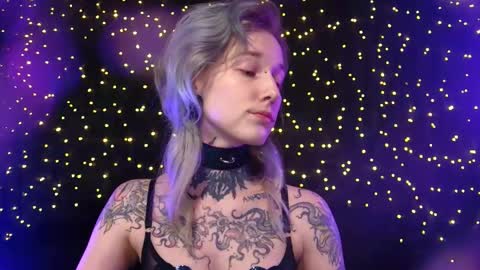 Niki  free tg channel with some photos gifs and info about streams  online show from 11, 2, 2026