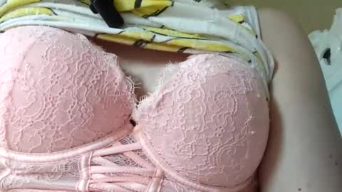 Your Nicole if you want pvt with me tip 150 tkn extra and we go....... online show from 22, 10, 2025