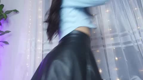 littletammy_ online show from 16, 10, 2025