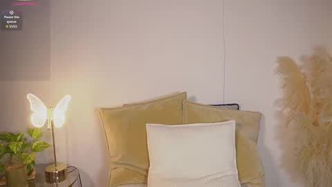 littletammy_ online show from 5, 4, 2026