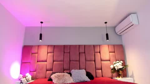 littlevaale online show from 24, 10, 2025