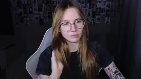 Snapshot of littlevildevil chatting on 26, 5, 2026 Eliana online show from 26, 5, 2026