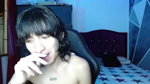 Snapshot of littlextrem chatting on 25, 7, 2026 Eros online show from 25, 7, 2026