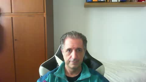 liuk53 online show from 18, 4, 2026