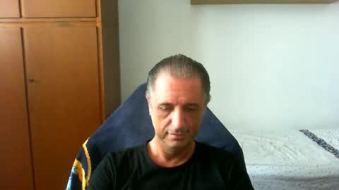 liuk53 online show from 15, 6, 2026