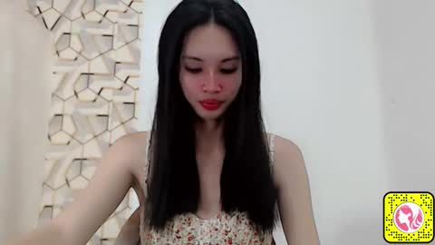 Snapshot of liviacum_ chatting on 15, 10, 2025 Lvia online show from 15, 10, 2025