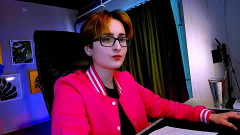 Snapshot of lixeluna chatting on 25, 4, 2026 LixeLuna online show from 25, 4, 2026