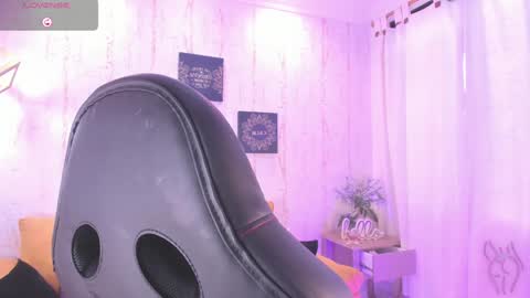 Vanessa online show from 15, 1, 2025