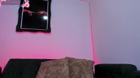 Snapshot of liz25_b chatting on 6, 2, 2026 Liz online show from 6, 2, 2026