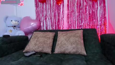 Snapshot of liz25_b chatting on 14, 2, 2026 Liz online show from 14, 2, 2026