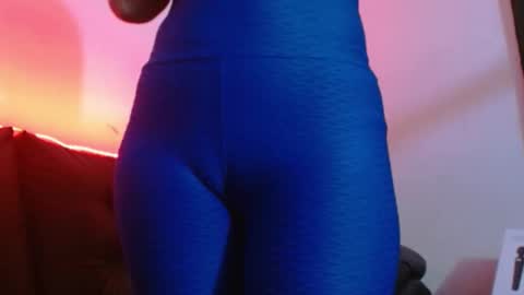 Snapshot of liz_fe chatting on 19, 2, 2025 liz_fe online show from 19, 2, 2025