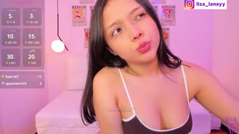 Snapshot of liza_bennet chatting on 22, 11, 2025 Liza online show from 22, 11, 2025