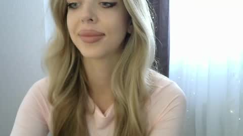 LizaSweetyy online show from 20, 5, 2026