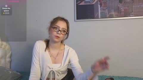 Snapshot of lizbethbiers chatting on 13, 1, 2025 Hello there im Amelia Im new here Lets have fun online show from 13, 1, 2025
