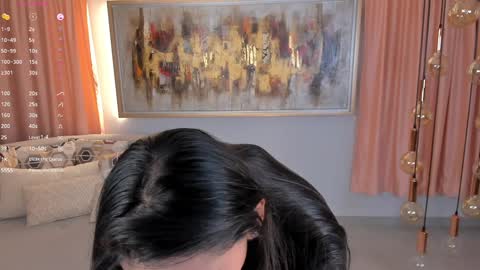 Lizzi  online show from 29, 12, 2024