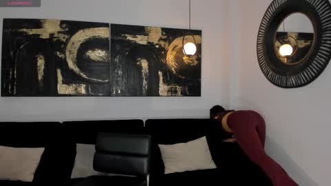 Lizzi  online show from 8, 3, 2026