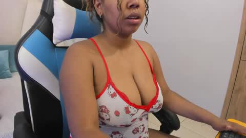 lizzie_williamss online show from 27, 4, 2026
